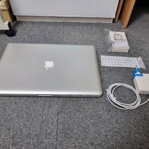 맥북 프로 A1297 17인치 팝니다