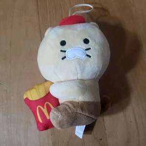 맥도날드 크루 해피밀 춘식이 감자튀김 카카오프렌즈 키링