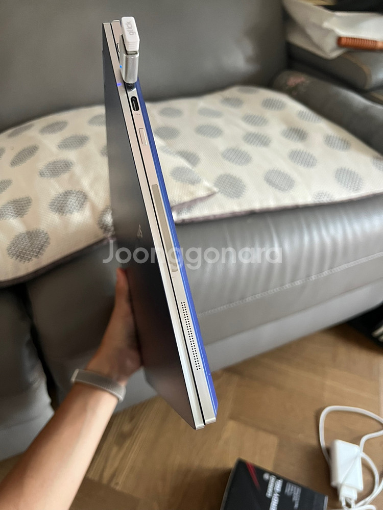 삼성노트북 갤럭시북 플렉스 NT950QCG 15.6인치--3