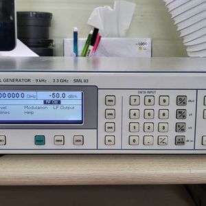 ROHDE&SCHWARZ 신호발생기 SML03