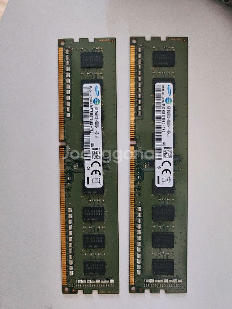 삼성전자 DDR3 12800U 4GB 램 2개--0