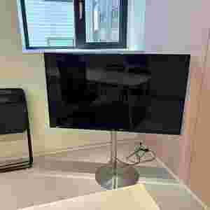 LG 55인치 TV + 스탠드