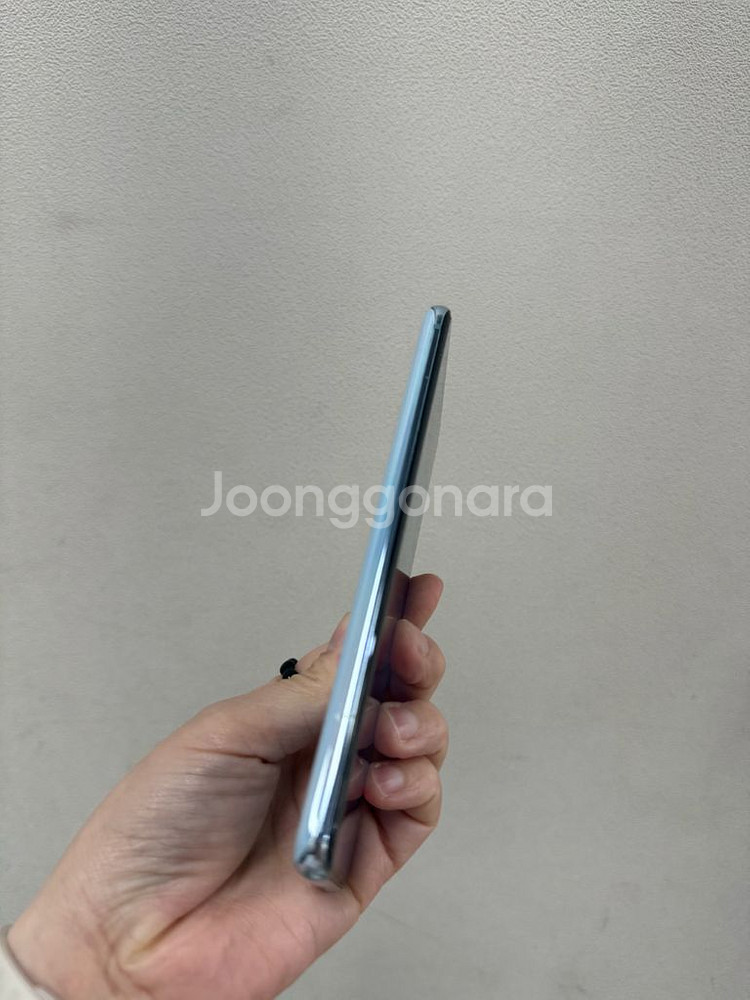 (부산중고폰) 갤럭시s20 블루 128기가 판매해요--3