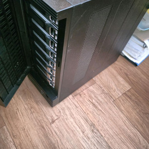 (고장)외장하드 8베이,5베이 10만원에 팔아요