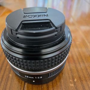 니콘 NIKKOR Z 28mm f/2.8 SE 렌즈