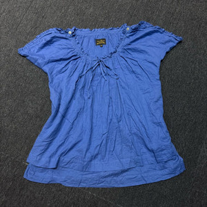 비비안웨스트우드 프릴 디테일 블라우스