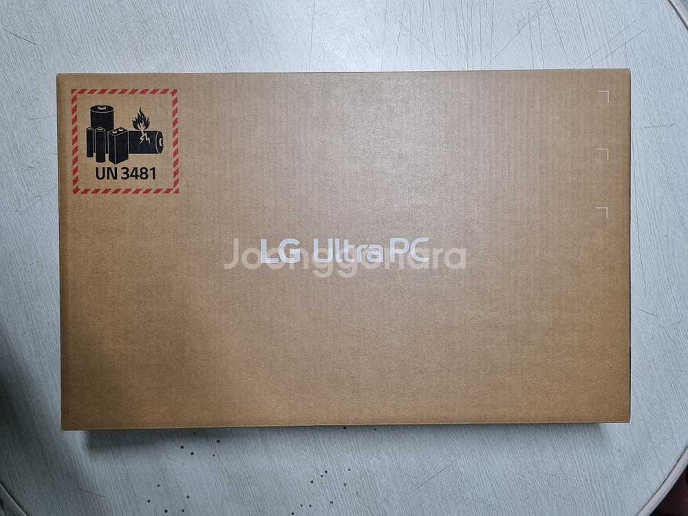 LG 울트라PC 인텔 i-5 미개봉--1
