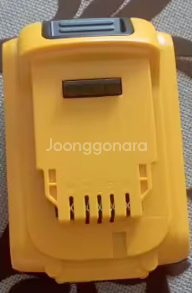 디월트 배터리--3