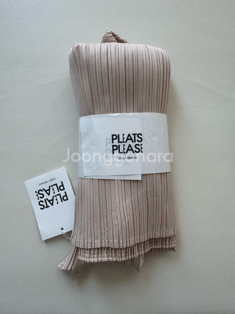 플리츠플리즈 이세이미야케 리프탑 베이지--2