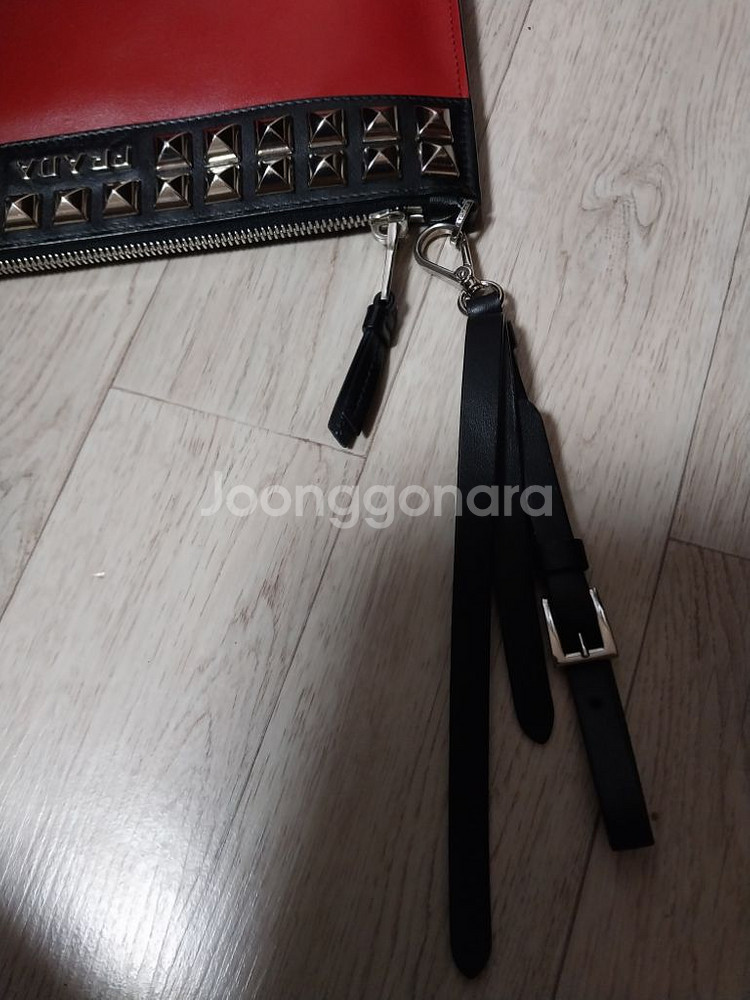 정품프라다클러치--2