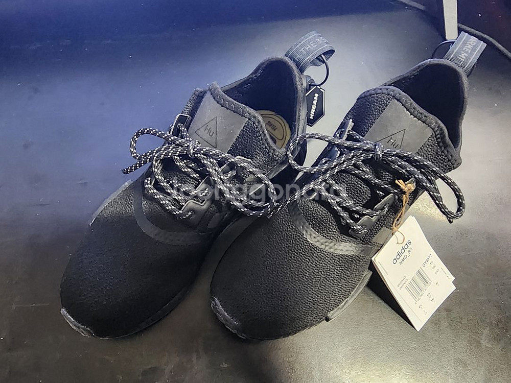 [250] 아디다스 퍼렐 윌리엄스 NMD R1 블랙퓨처--4