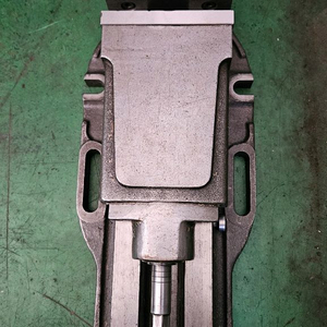 다케다유압바이스