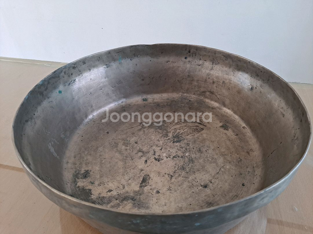 큼직하고 묵직한 대형유기 푼주 놋그릇--1