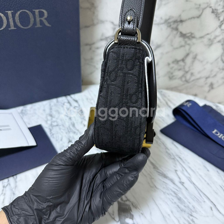 디올 오블리크 새들 미니 플랩 메신저백 크로스백--3