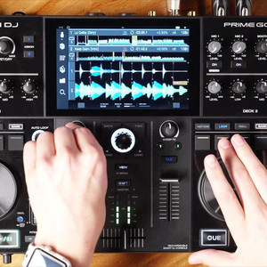 DENON DJ PRIME GO