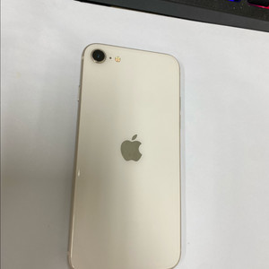 아이폰SE3 스타라이트 A급 64GB 무잔상