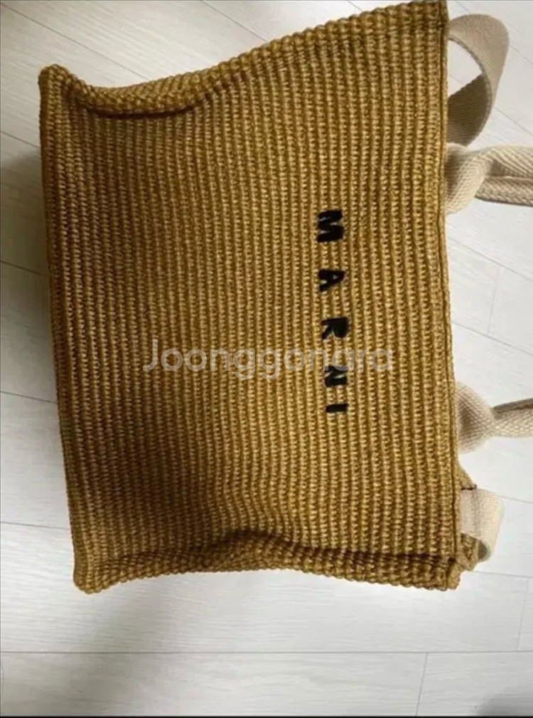 마르니 라피아 토트백(스몰) 네고 가능 일단 찔러보세요--0