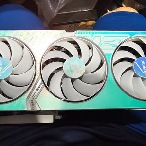 컬러풀 RTX 4080 SUPER ULTRA OC