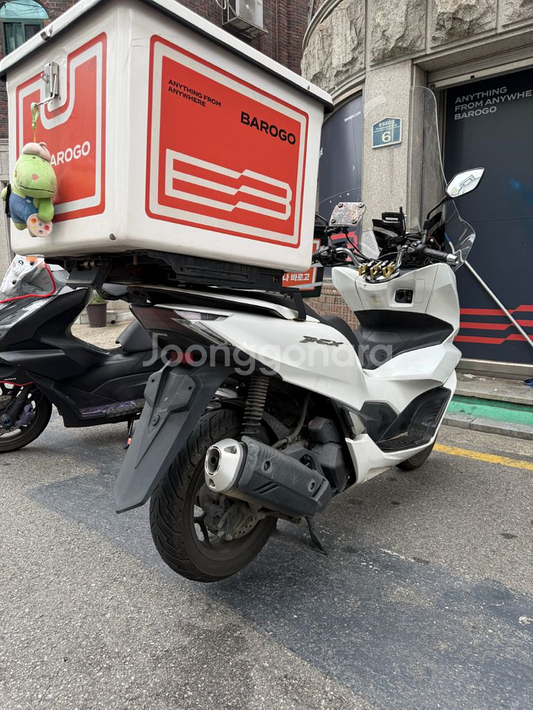 상태좋은 Pcx 22년식 오늘만 이가격에 팔아봅니다--2