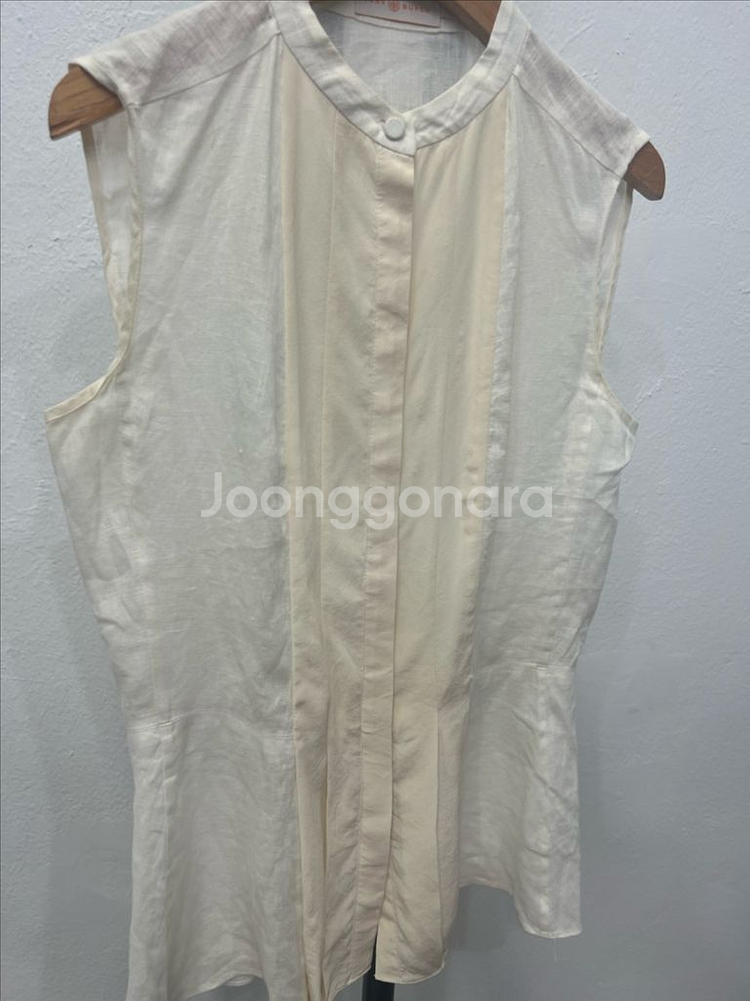 정품) 토리버치 여성 민소매 실크셔츠 0--1