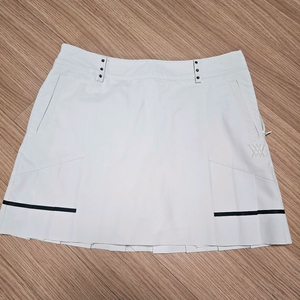 어뉴 골프 스커트