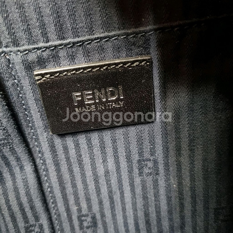 정품펜디 8BH250 투쥬르 숄더--8