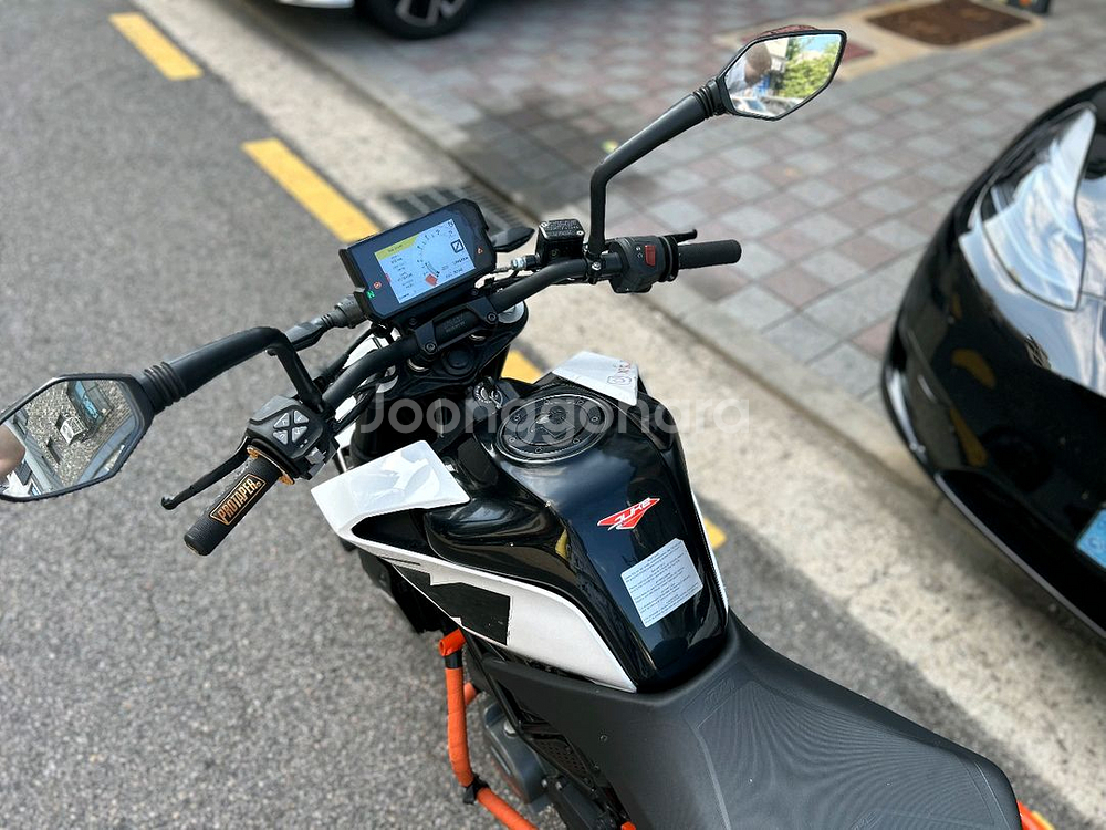 KTM 듀크125 19년 1.7만km 신형계기판차량판매--7