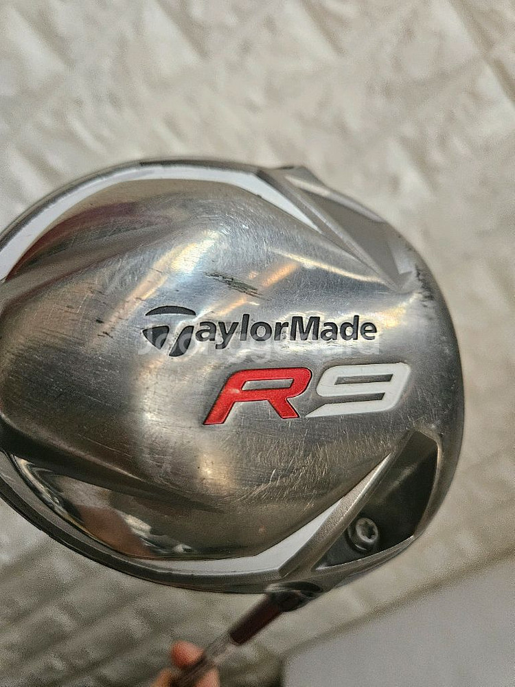 테일러메이드 드라이버 R9 10.5도 입니다--3