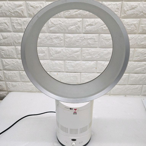 날개 없는 선풍기 입니다