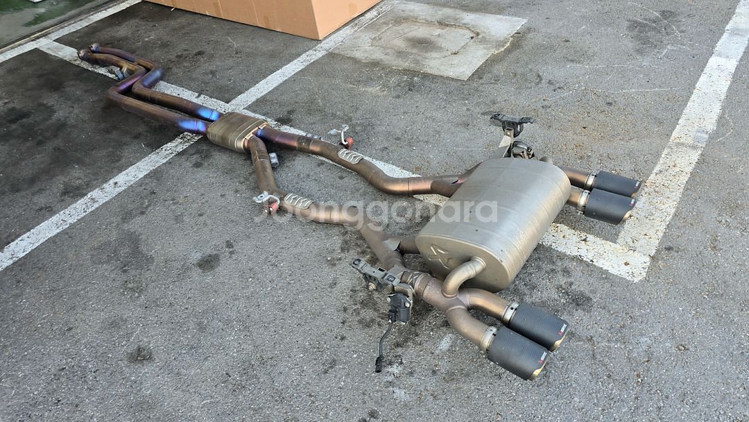 bmw f80, f82, m3, m4 아크라포빅 풀배기--0