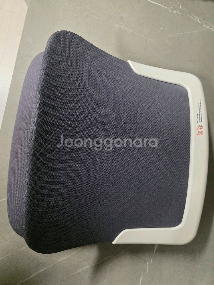 시디즈 접이식의자--1