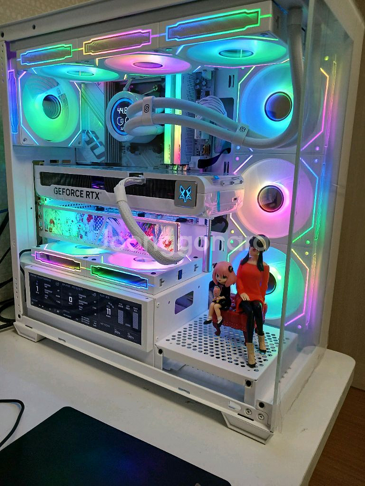 9800x3d, rtx5070ti 화이트 컴퓨터--0