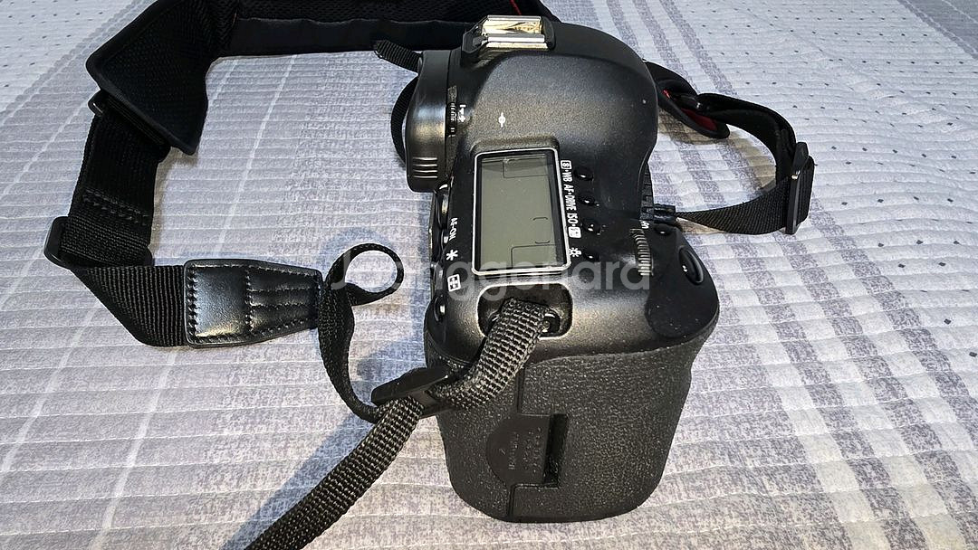캐논 EOS 5D MARK3 DSLR팝니다--5