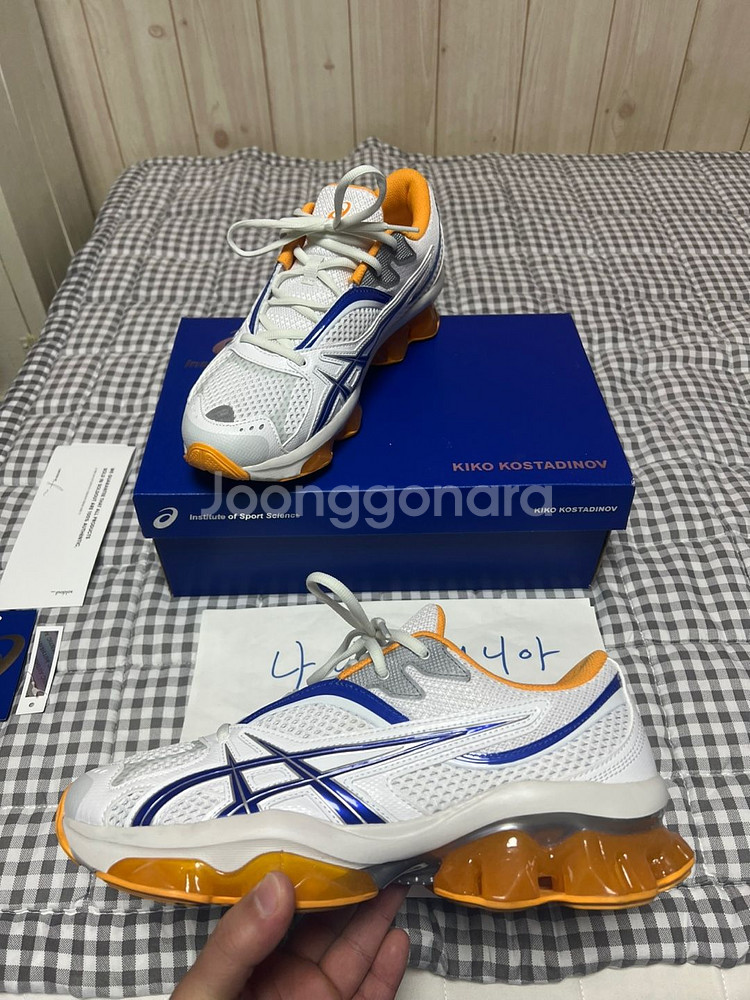 270 아식스X키코 코스타디노브 젤 퀀텀 지엔치아 화이--3