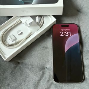 아이폰16프로256화이트 S급