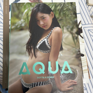 신재은 아쿠아 화보