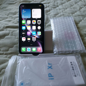 아이폰 XR 64G 블루 S급 팝니다