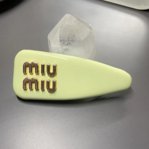미우미우 헤어핀 머리핀 핑크 miumiu