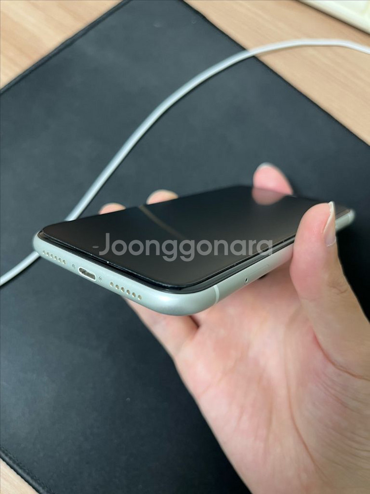 아이폰xr 64g 화이트--2