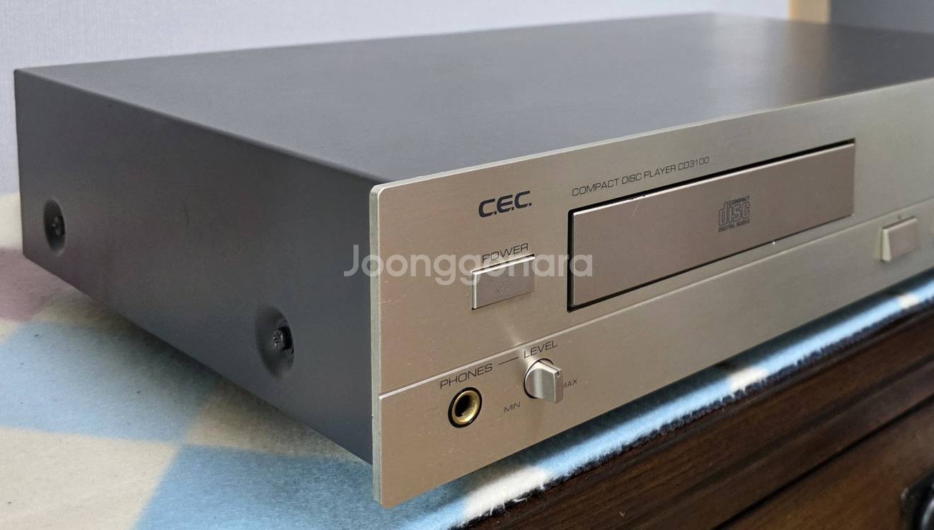 C.E.C. CD 플래이어 CD3100--0