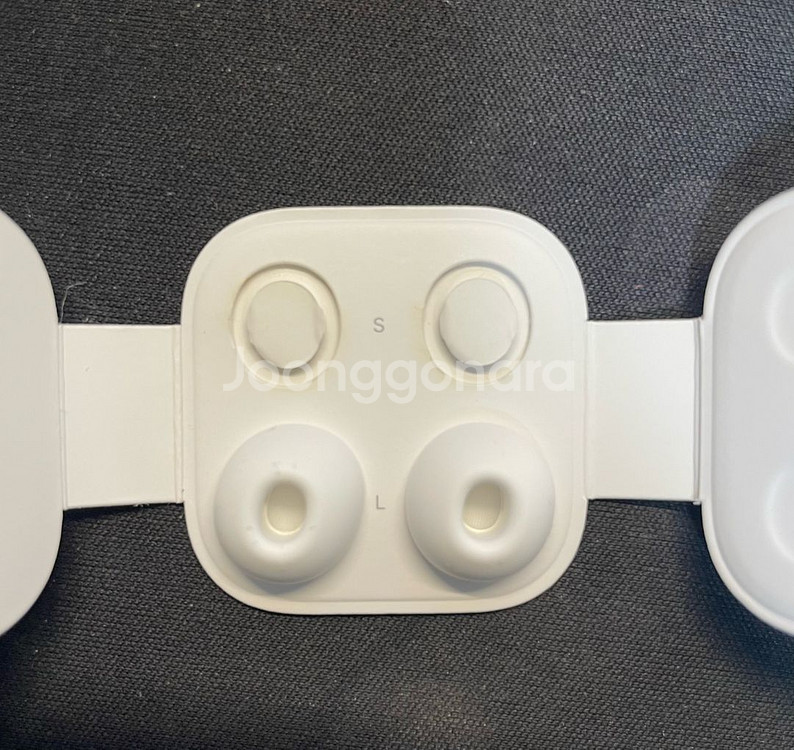 에어팟 프로 (AirPods Pro) 중고 판매합니다--7