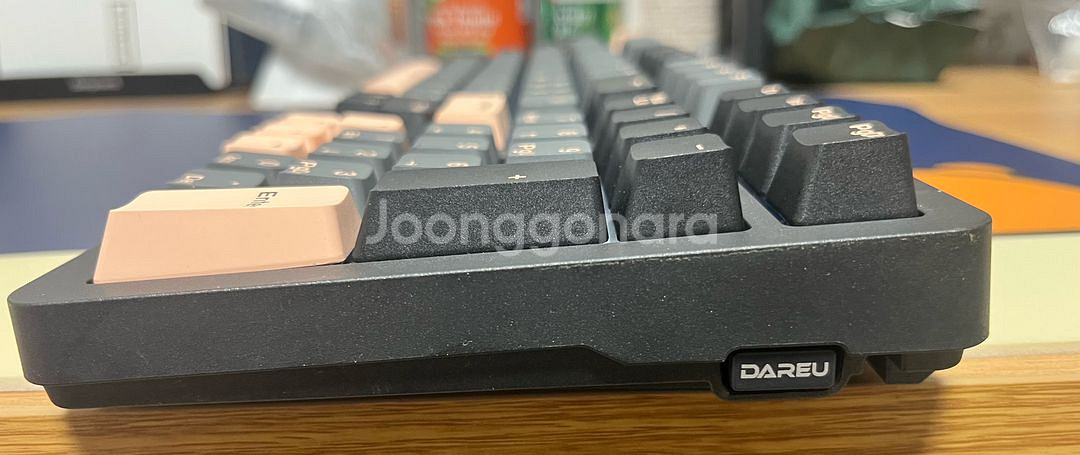 다얼유 A98 유무선 LED 기계식키보드 팝니다--7