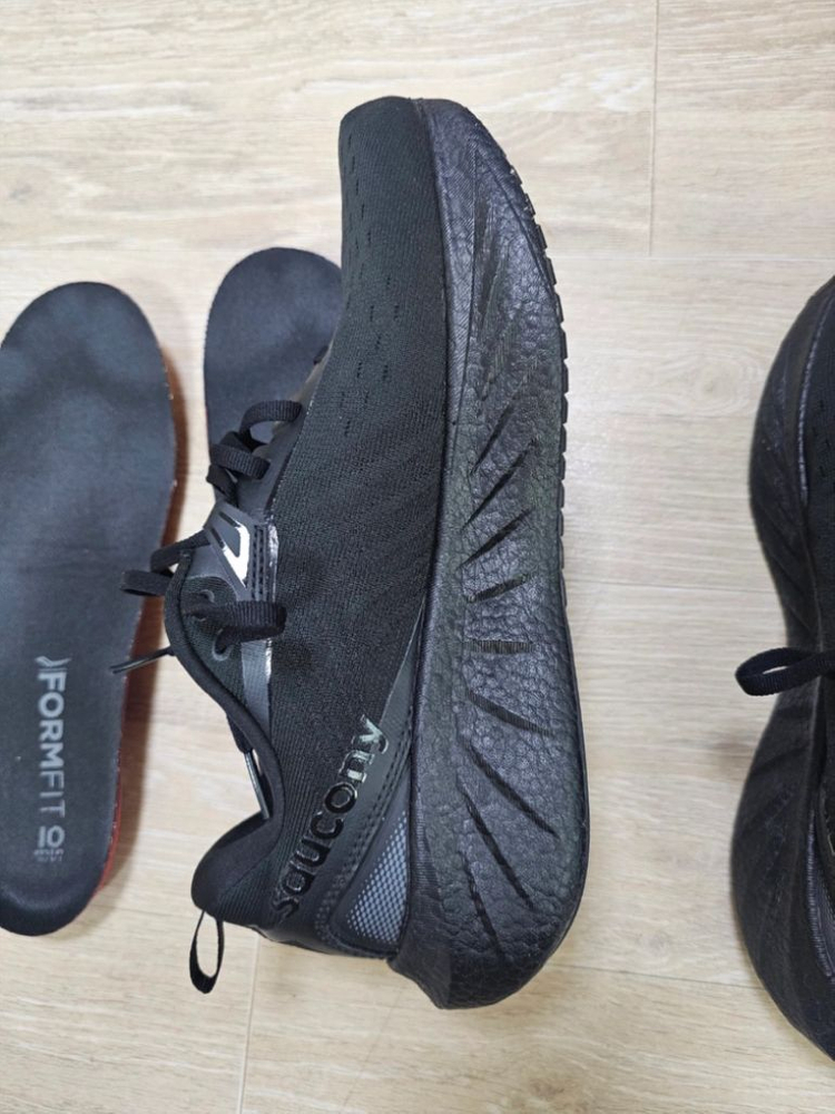 써코니 트라이엄프22 (265) 이미지