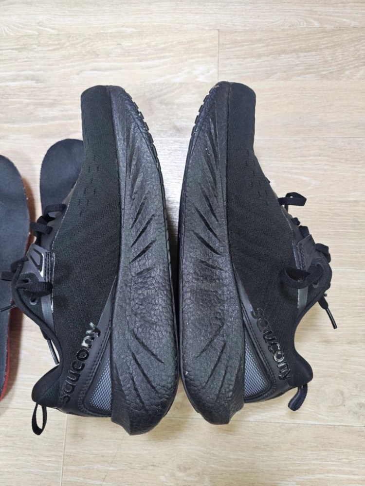 써코니 트라이엄프22 (265) 이미지