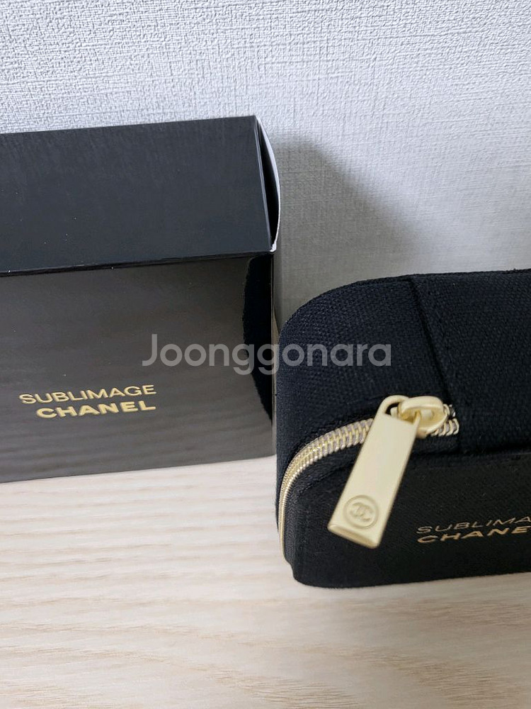 정품) 샤넬 파우치 (코스메틱)--1