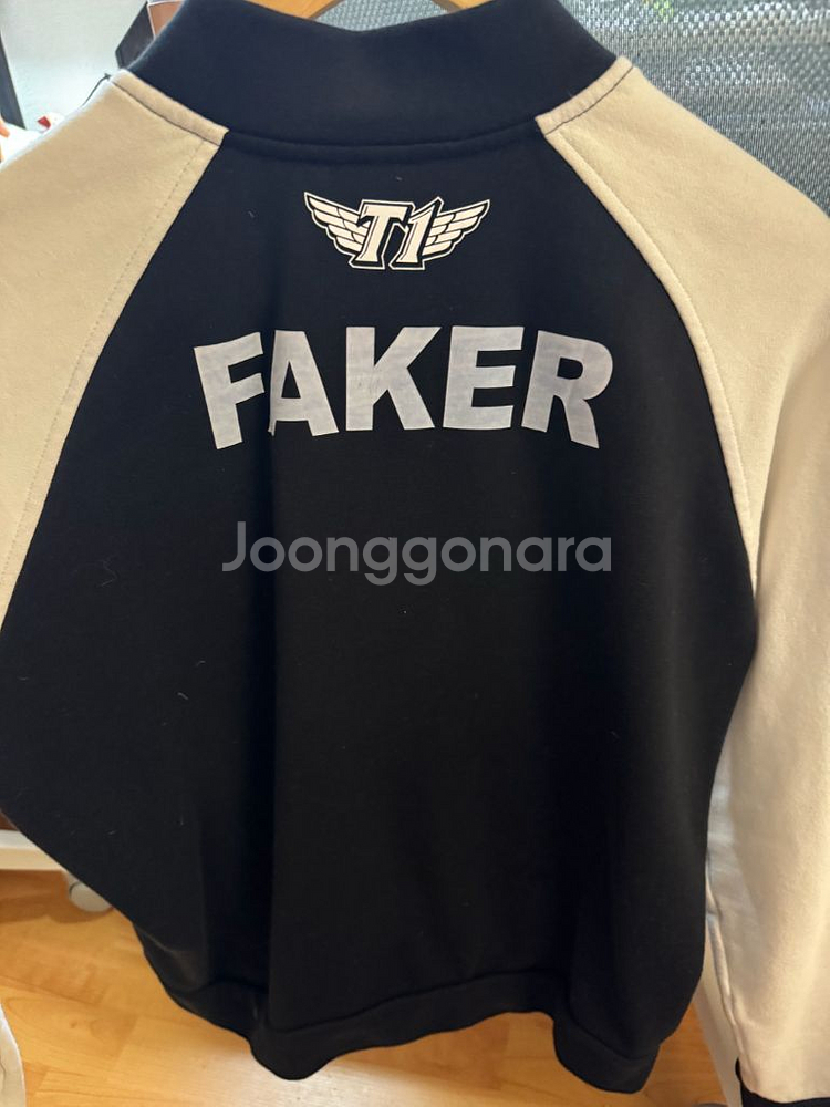 SKT T1 유니폼 판매합니다--4