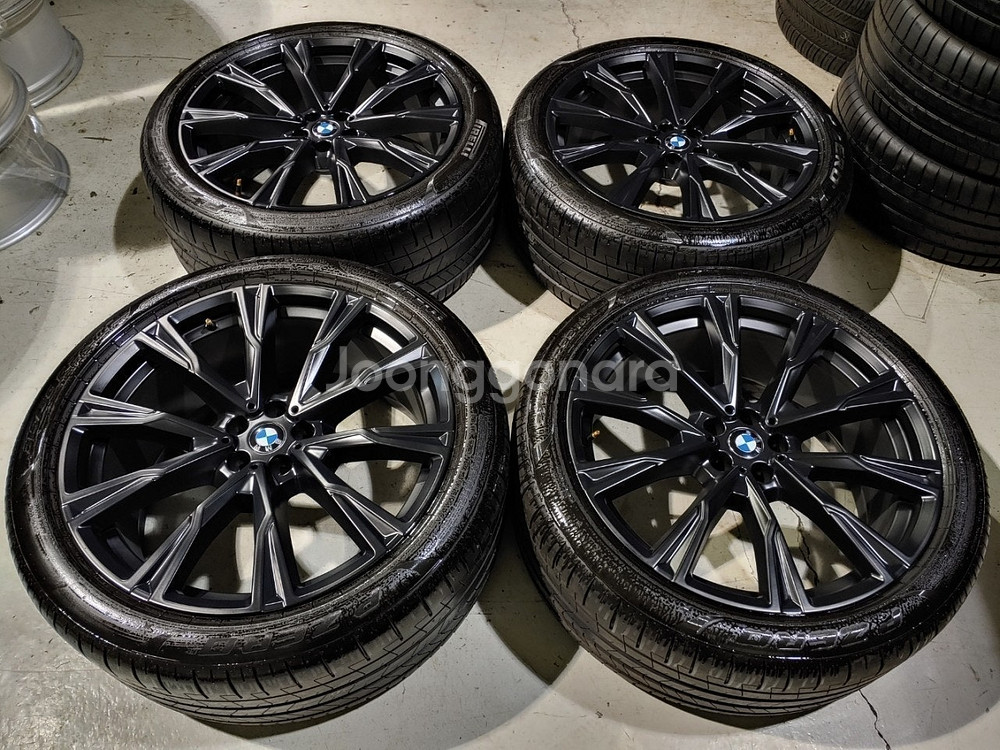 BMW X7M 758M스포츠 22인치 순정품휠타이어--1