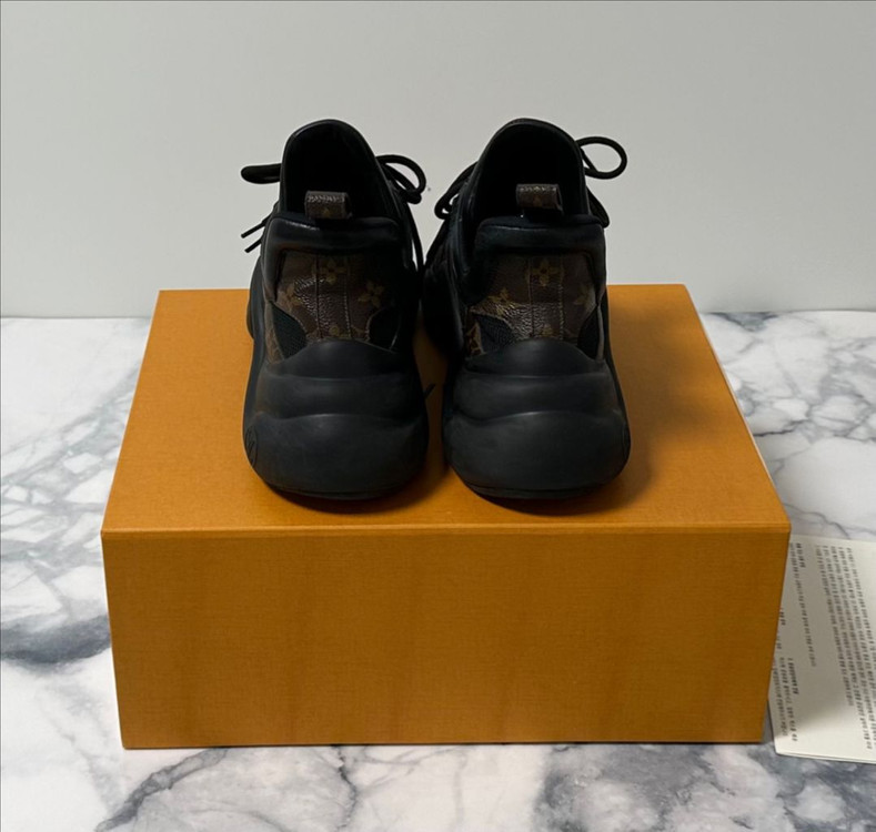 [265] 루이비통 아치라이트 모노그램 스니커즈 이미지