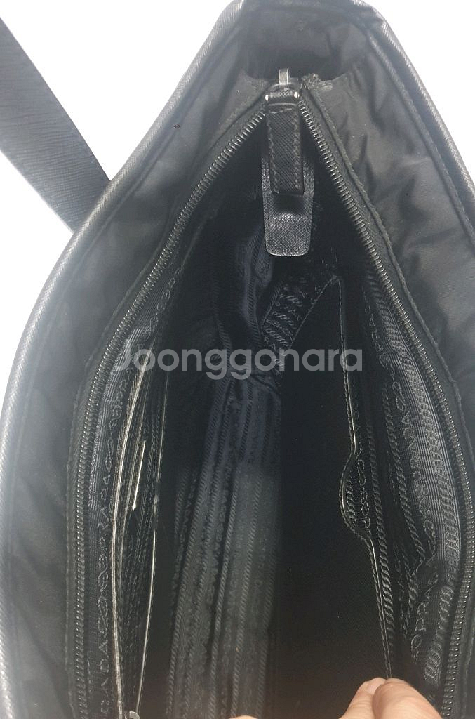 (가방교환가능)프라다 테수토 토트백--6