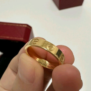 까르띠에 러브링 18k 옐로우 골드반지